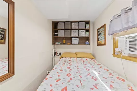 Bedroom - 24-28 Hackberry Rd, Mapleton, KS 66754 photo 2 of 2