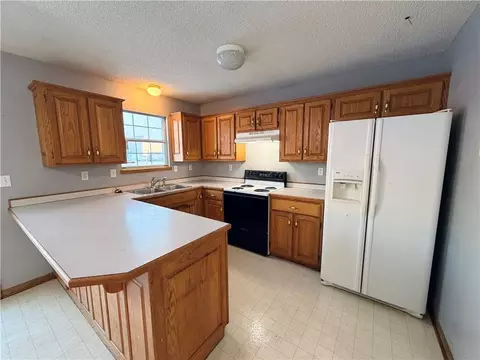 Kitchen - 73 NW 291st Rd, Centerview, MO 64019 photo 5 of 5