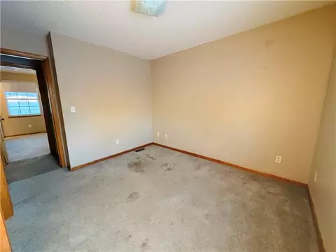 Bedroom - 73 NW 291st Rd, Centerview, MO 64019 photo 9 of 14
