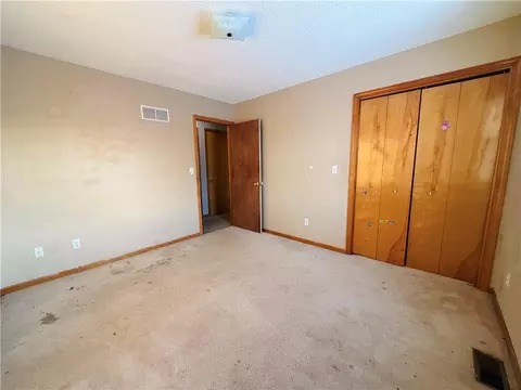 Bedroom - 73 NW 291st Rd, Centerview, MO 64019 photo 7 of 14