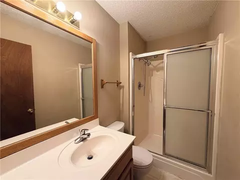 Bath - 73 NW 291st Rd, Centerview, MO 64019 photo 1 of 4