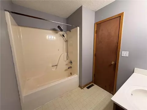 Bath - 73 NW 291st Rd, Centerview, MO 64019 photo 3 of 4