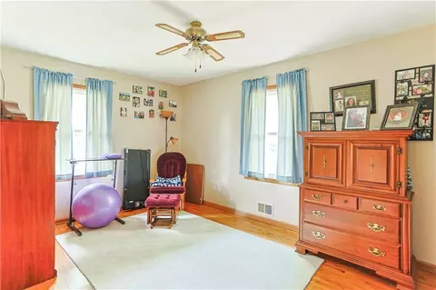 Bedroom - 12019 E 39th Ter, Independence, MO 64052 photo 2 of 3