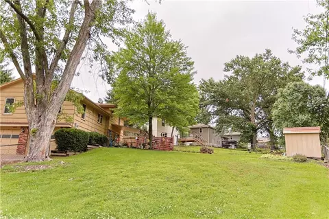 Exterior - 12019 E 39th Ter, Independence, MO 64052 photo 2 of 3