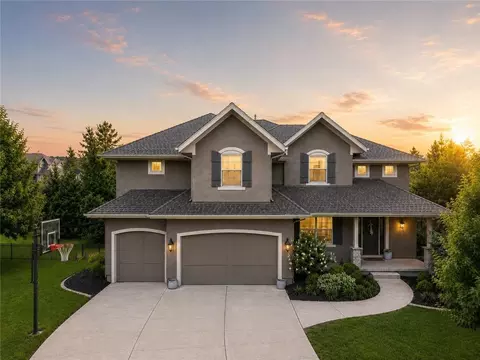 25205 W 97th Pl, Lenexa, KS 66227