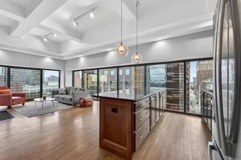 1101 Walnut St, Kansas City, MO 64106