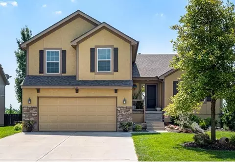 13787 Valleyview Way, Bonner Springs, KS 66012