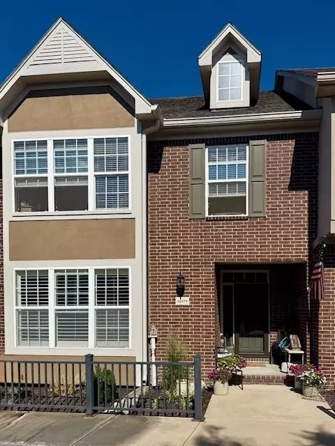 16079 S Brookfield St, Olathe, KS 66062