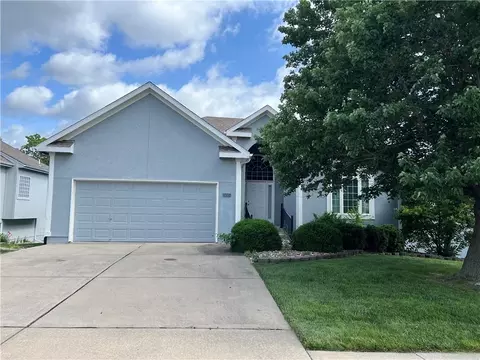 4308 NE 73rd St, Kansas City, MO 64119