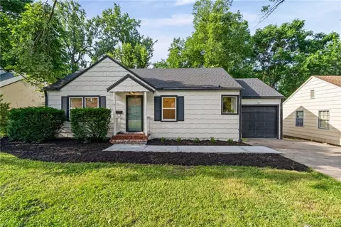 5107 W 51st St, Roeland Park, KS 66205