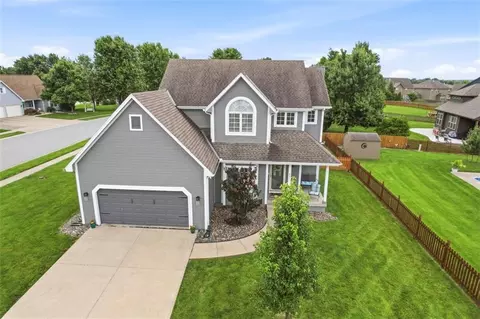 View/Area - 801 SW 35th St, Lees Summit, MO 64082 photo 6 of 15