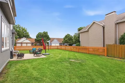 Exterior - 801 SW 35th St, Lees Summit, MO 64082 photo 7 of 7