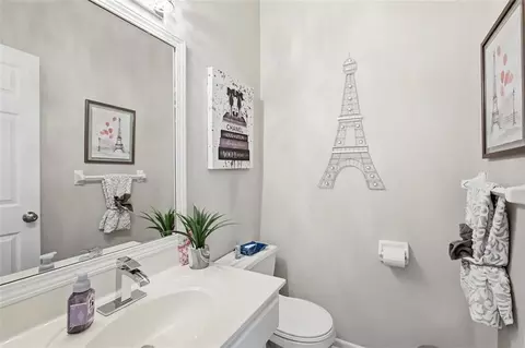 Bath - 801 SW 35th St, Lees Summit, MO 64082 photo 1 of 6