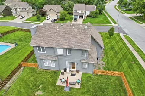 View/Area - 801 SW 35th St, Lees Summit, MO 64082 photo 10 of 15