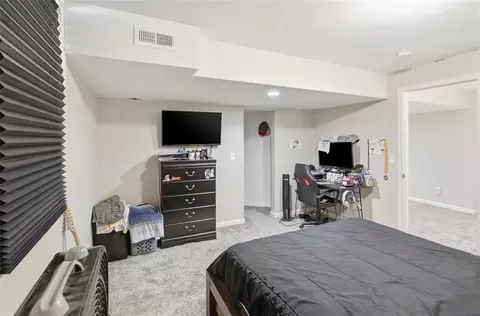 Bedroom - 801 SW 35th St, Lees Summit, MO 64082 photo 8 of 8