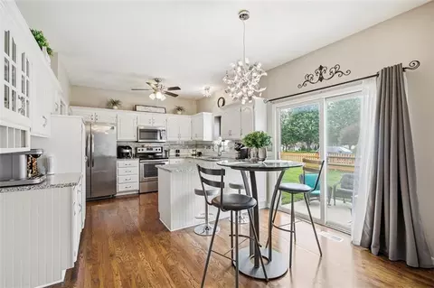 Kitchen - 801 SW 35th St, Lees Summit, MO 64082 photo 1 of 4