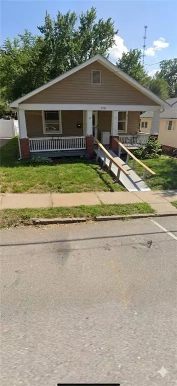 1718 Sacramento St, Saint Joseph, MO 64507