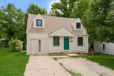 4335 N Oak Trfy, North Kansas City, MO 64116