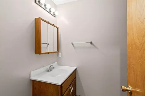 Bath - 607 W 6th St, Cameron, MO 64429 photo 2 of 3