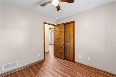 Bedroom - 607 W 6th St, Cameron, MO 64429 photo 2 of 7