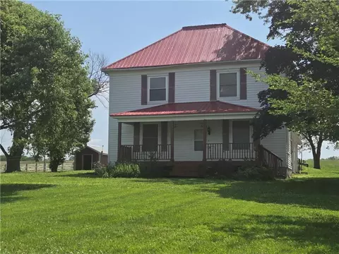 6995 SW Arnold Rd, Plattsburg, MO 64477