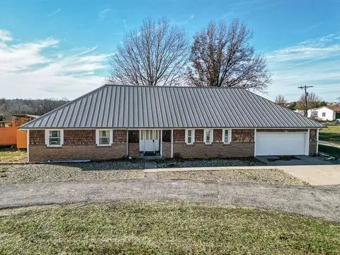 14435 166th St, Bonner Springs, KS 66012