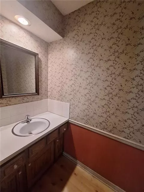 Bath - 12519 E 41st Ter, Independence, MO 64055 photo 1 of 2