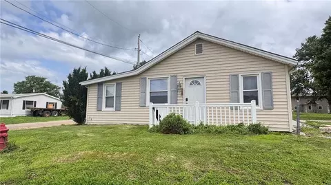 708 W Missouri St, Highland, KS 66035
