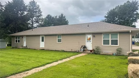505 N Elmira St, Highland, KS 66035