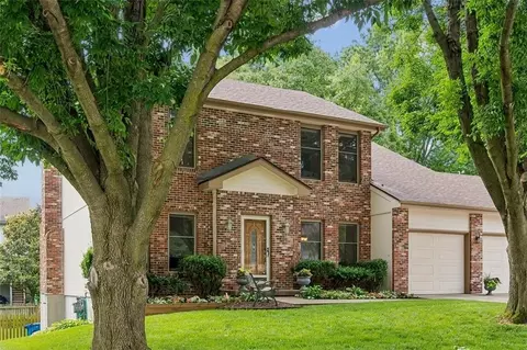 1413 Burch St, Liberty, MO 64068