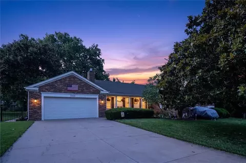3340 Crown Dr, Independence, KS 67301