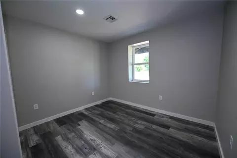 Bedroom - 524 E Allison St, Nevada, MO 64772 photo 2 of 2