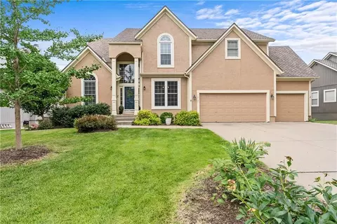 14121 W 142nd St, Olathe, KS 66062