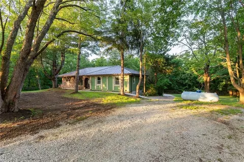 Exterior - 33200 E Hammond Rd, Lone Jack, MO 64070 photo 5 of 36