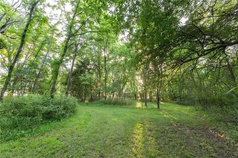 Exterior - 33200 E Hammond Rd, Lone Jack, MO 64070 photo 32 of 36