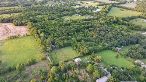 View/Area - 33200 E Hammond Rd, Lone Jack, MO 64070 photo 8 of 12
