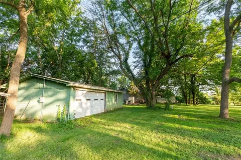 Exterior - 33200 E Hammond Rd, Lone Jack, MO 64070 photo 21 of 36