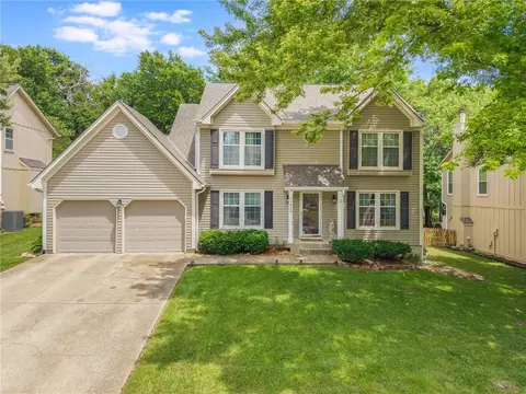 11629 Bond St, Overland Park, KS 66210