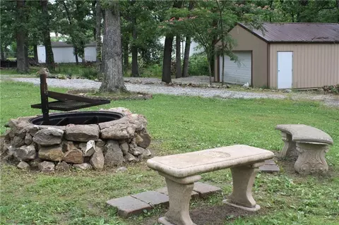 Exterior - 208 SE 10212 P Ln, Deepwater, MO 64740 photo 2 of 9