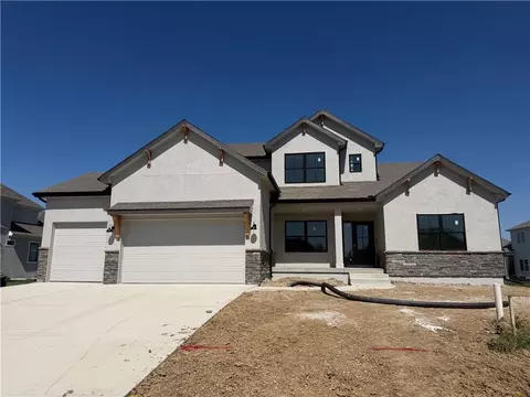 3024 NE 102nd St, Kansas City, MO 64155