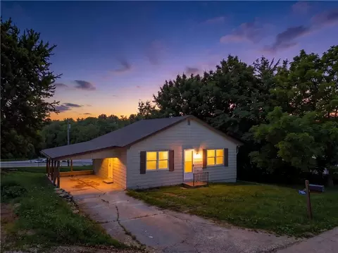 19860 Elm St, Princeton, MO 64673