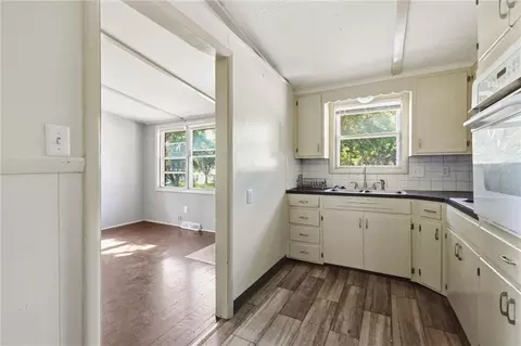Kitchen - 10819 E Westport Rd, Independence, MO 64052 photo 2 of 5