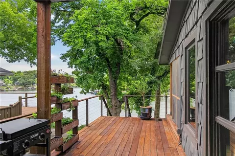 Exterior - 31 H St, Lake Lotawana, MO 64086 photo 5 of 8