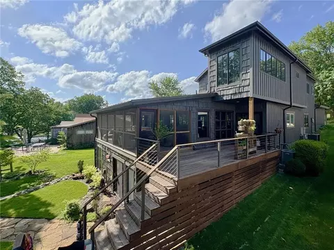 31 H St, Lees Summit, MO 64086