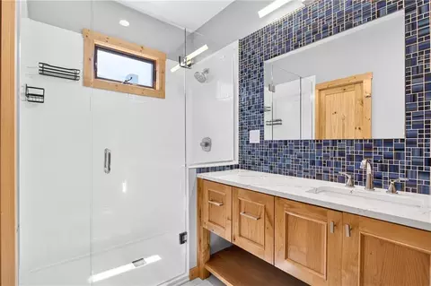 Bath - 31 H St, Lake Lotawana, MO 64086 photo 1 of 3