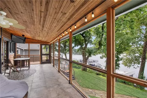 Exterior - 31 H St, Lake Lotawana, MO 64086 photo 4 of 8