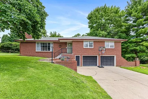 29 Stonecrest Ter, Saint Joseph, MO 64506