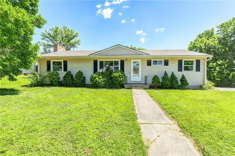 2111 N 33rd St, Saint Joseph, MO 64506