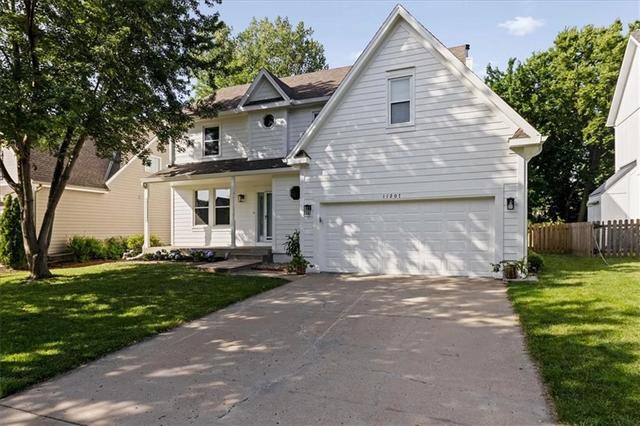 11207 W 116th Ter, Overland Park, KS 66210