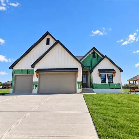 2335 Foxtail Dr, Kearney, MO 64060